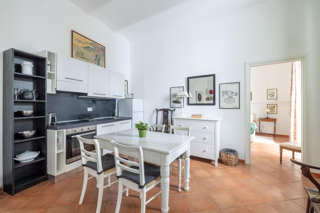 Colosseum Charming Apartment Rom Eksteriør billede